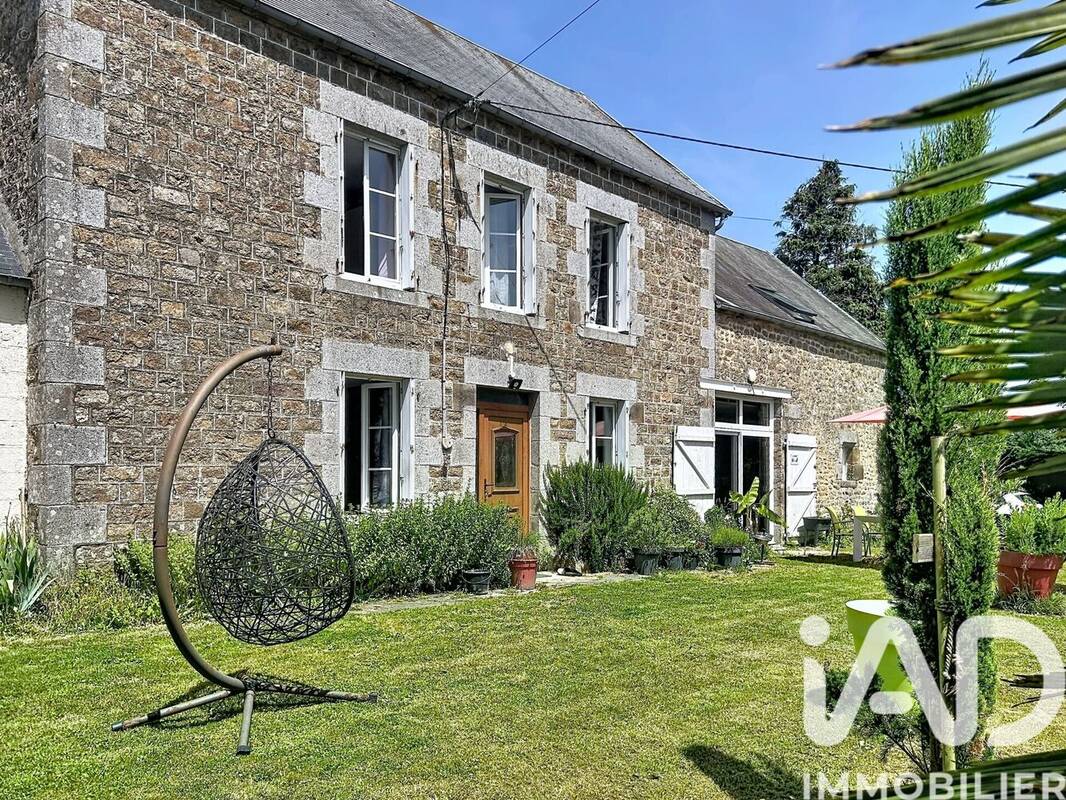 Photo 1 - Maison à LA TRINITE