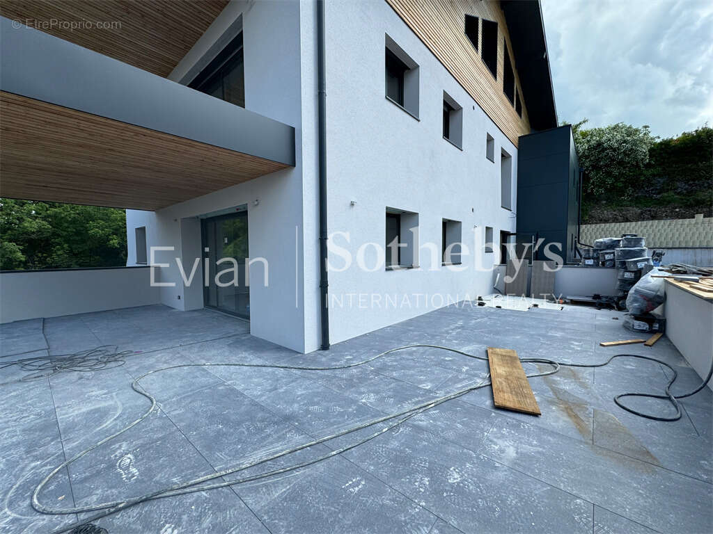 Appartement à NEUVECELLE