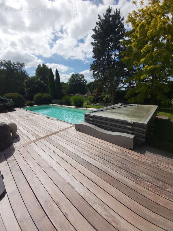 Maison à HOUDAN