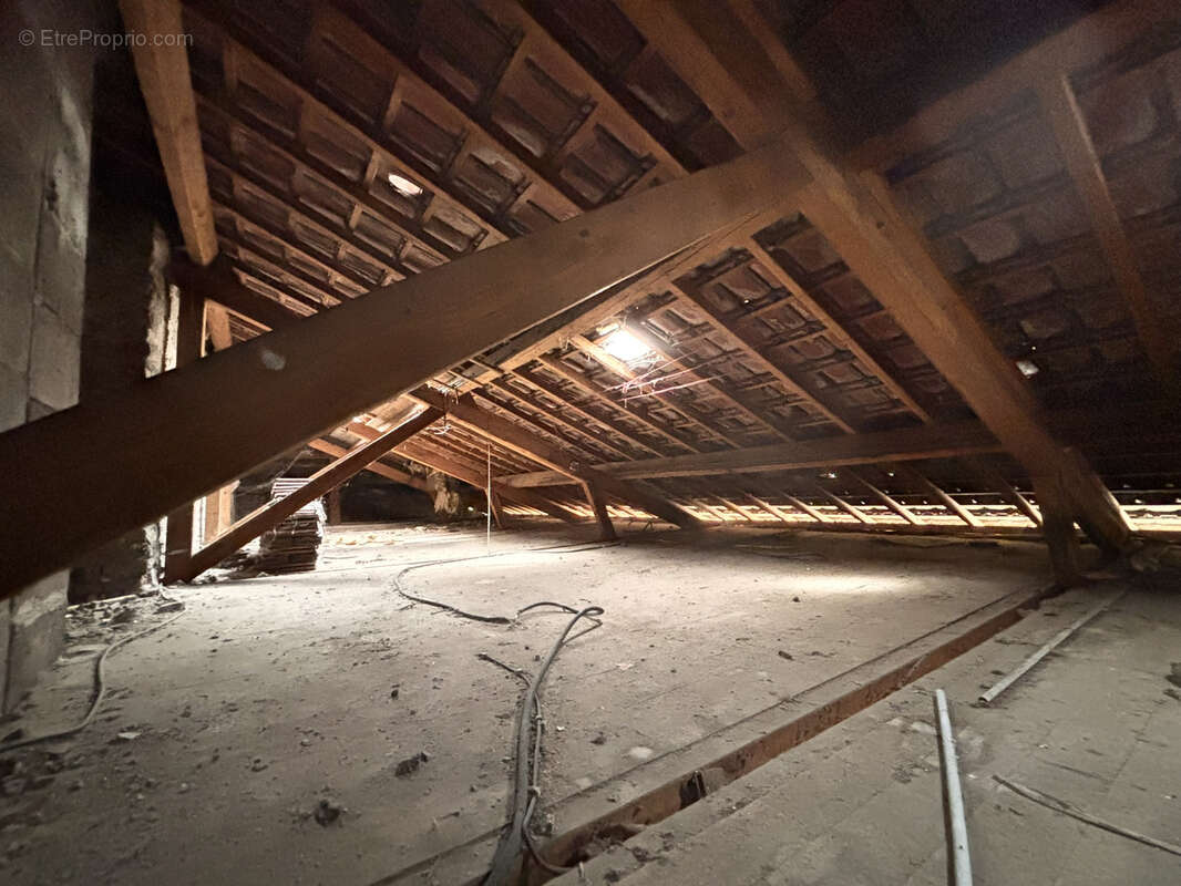 Autre à LUXEUIL-LES-BAINS