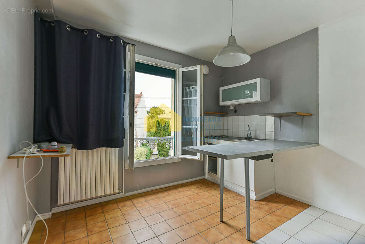 Appartement à EPINAY-SUR-ORGE