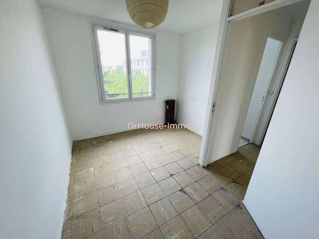Appartement 50 m² à Creil  - photo 4