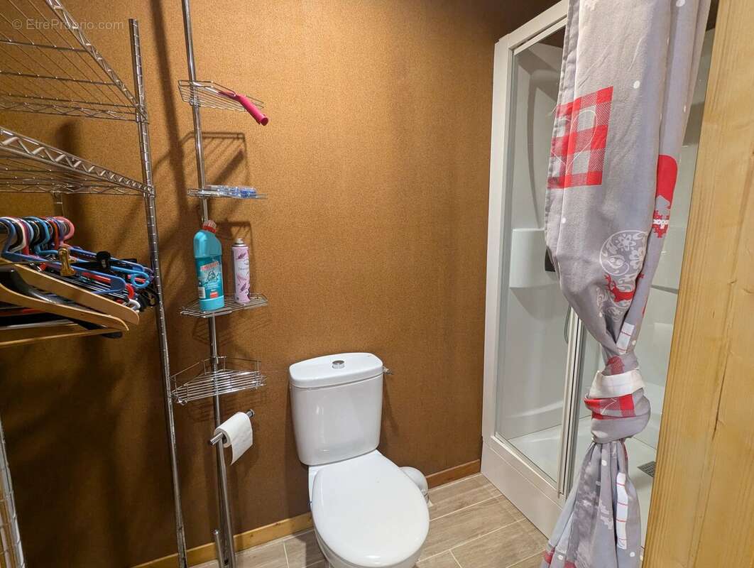 Appartement à MORILLON