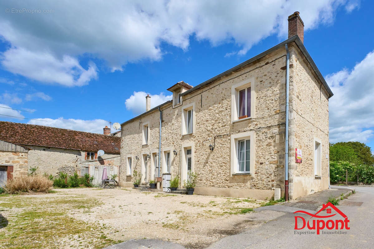 Maison à VILLIERS-SAINT-GEORGES