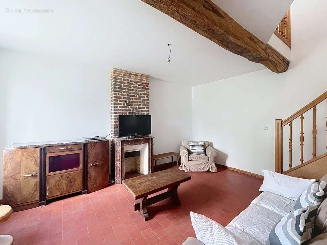 Maison à BRUYERES-ET-MONTBERAULT