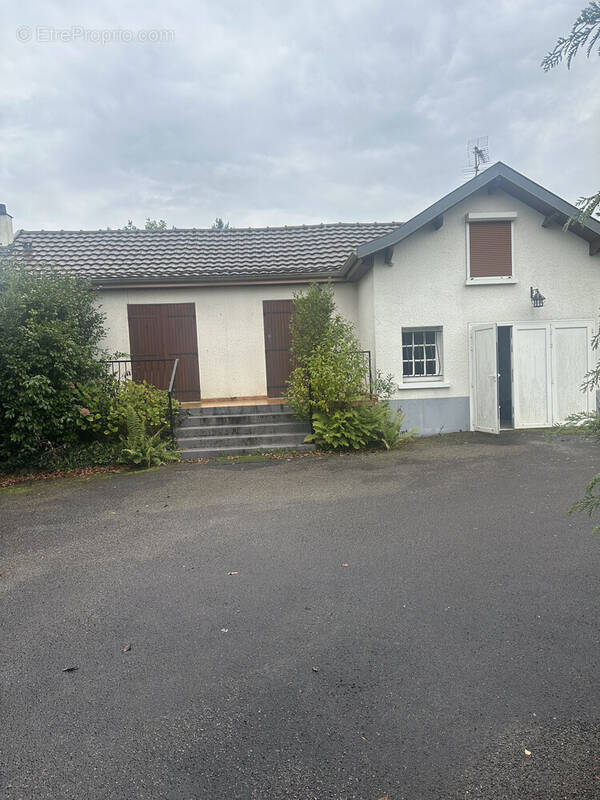 Maison à SAINT-PRIEST-TAURION