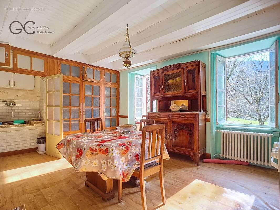 Maison à VERRERIES-DE-MOUSSANS