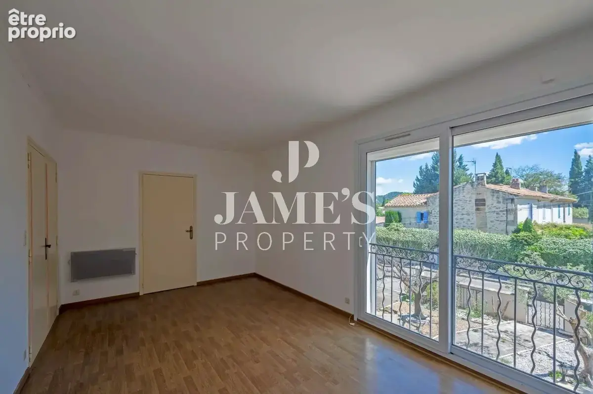 Maison 5 pièces 122 m² à vendre à Fontvieille (13990) - photo 5