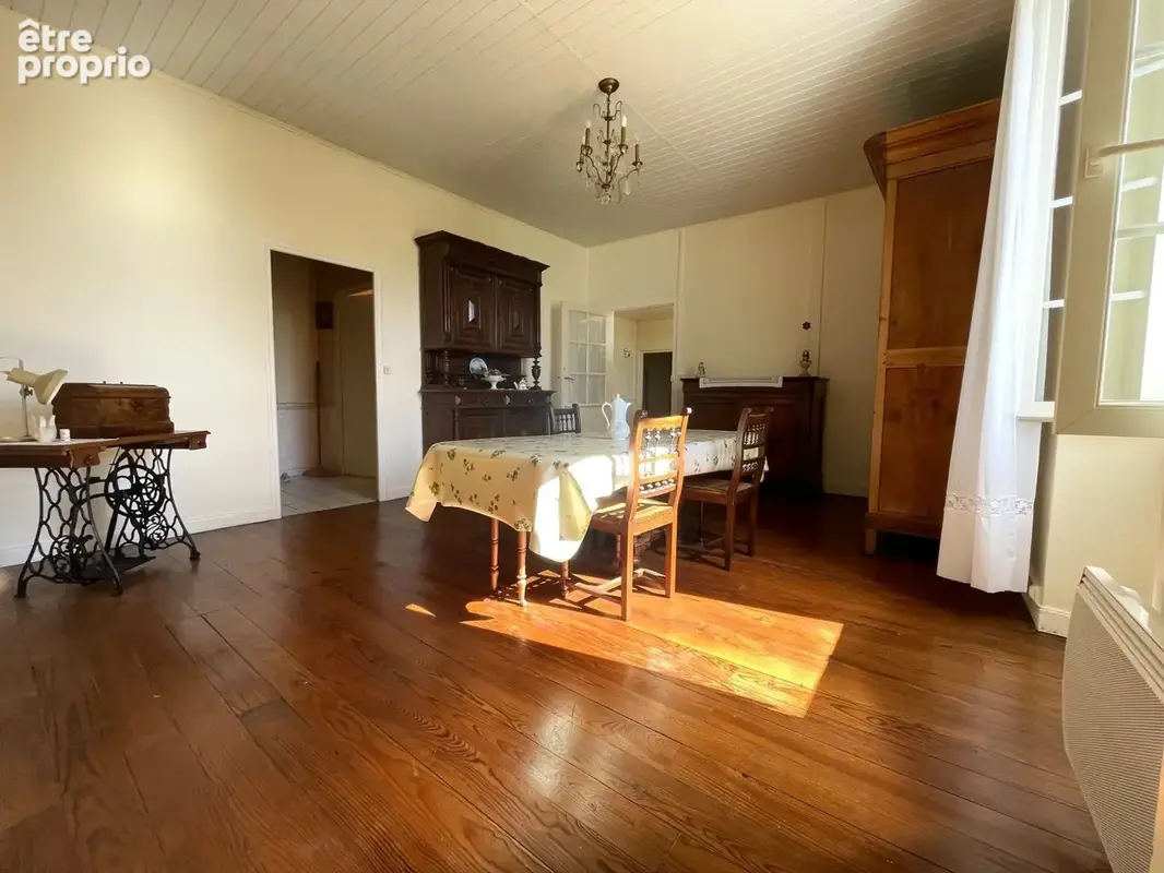 Maison 7 pièces 141 m² à vendre à Sauveterre-De-Guyenne (33540) - photo 6