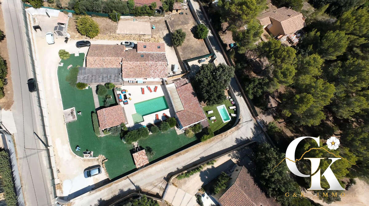 Maison à LA CADIERE-D'AZUR