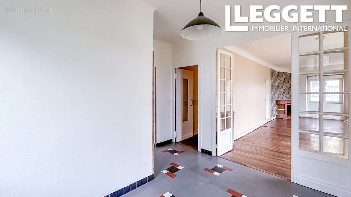 Maison à SAINT-ASTIER