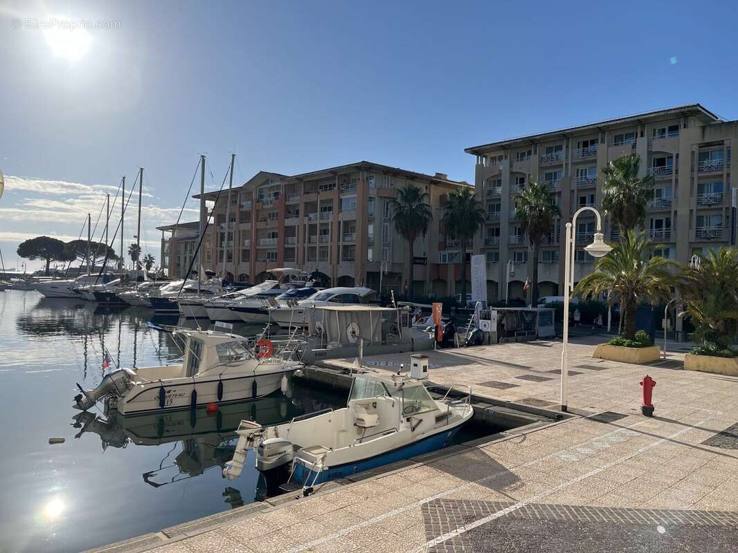 Appartement à FREJUS