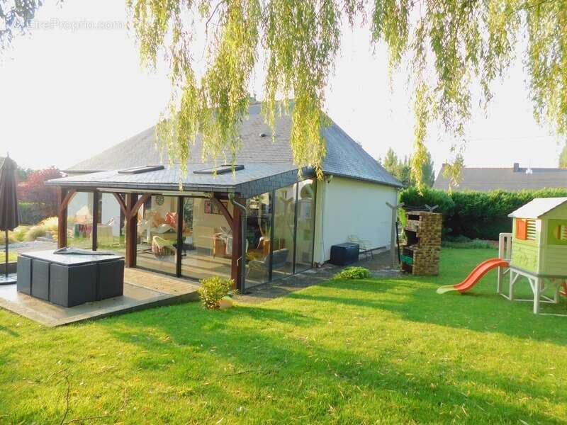 Maison à LA CHAPELLE-JANSON