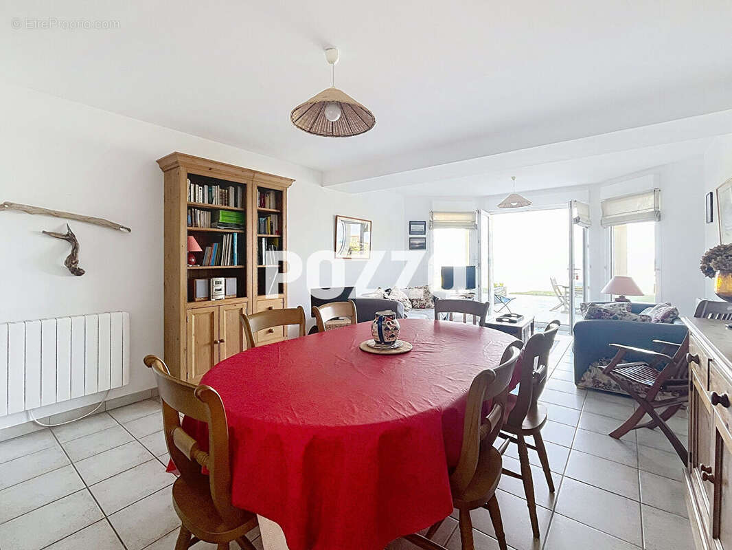 Appartement à SAINT-PAIR-SUR-MER