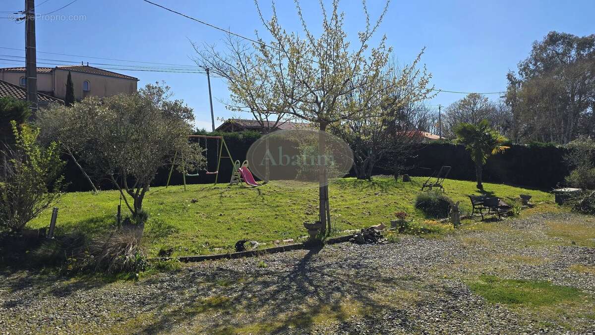 Maison à POUYASTRUC