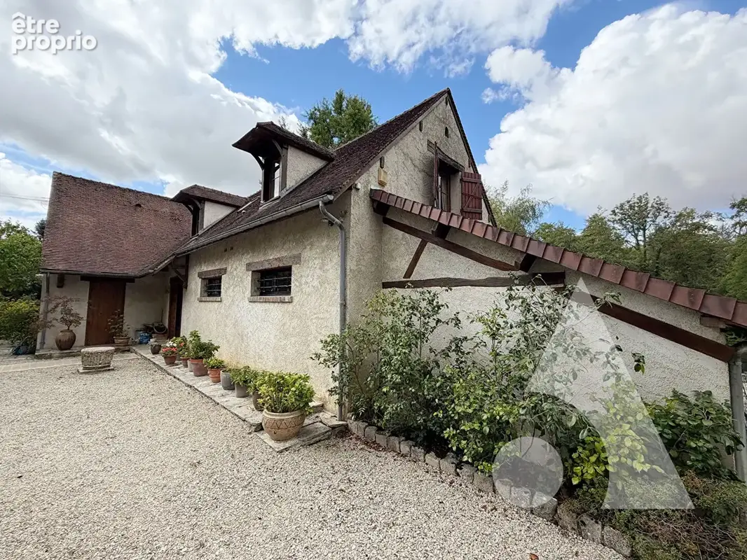 Maison à BAR-SUR-SEINE