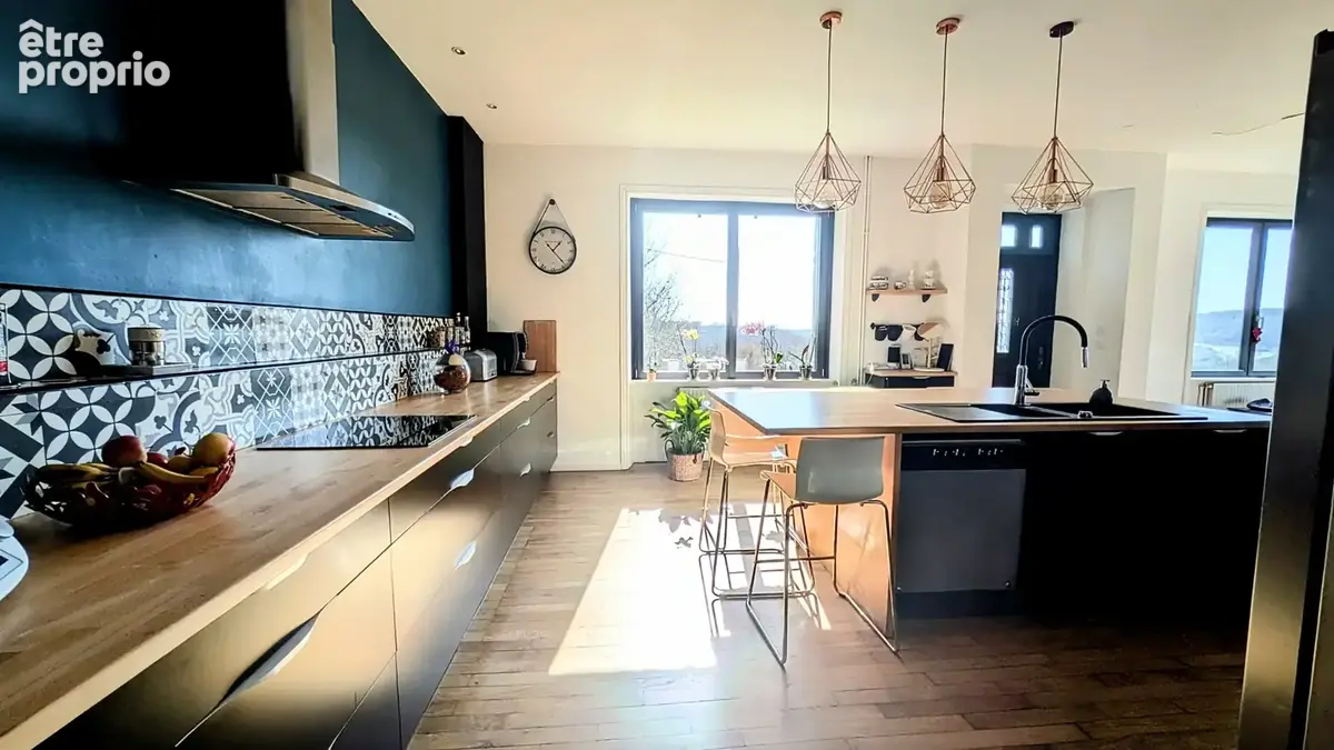 Maison de caractère de 190 m2 - photo 4