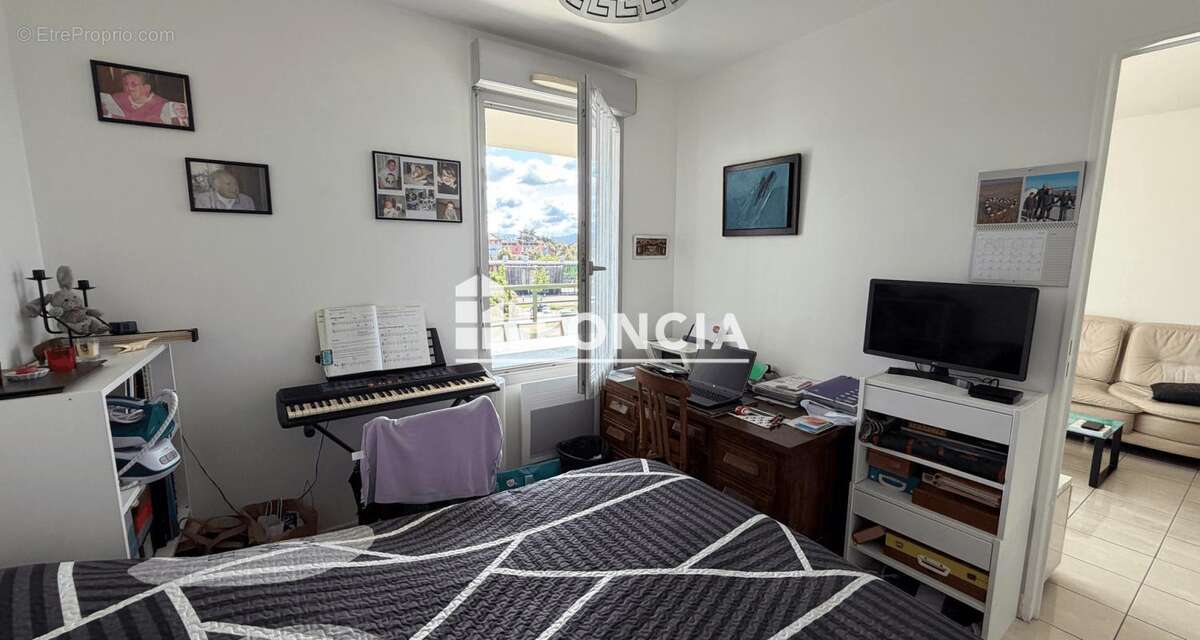 Appartement à BOURGOIN-JALLIEU