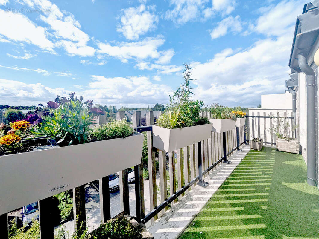 Appartement à MAGNY-LES-HAMEAUX