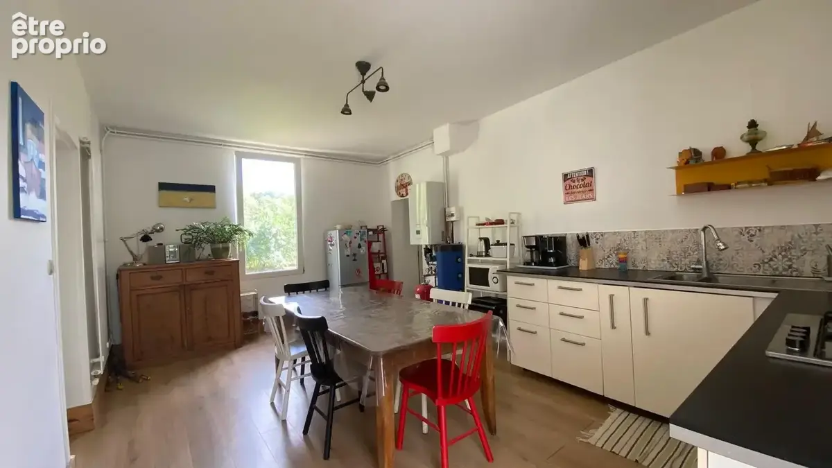 A Montrichard maison ancienne 5 pièces, avec  2 studios indépendants - photo 4