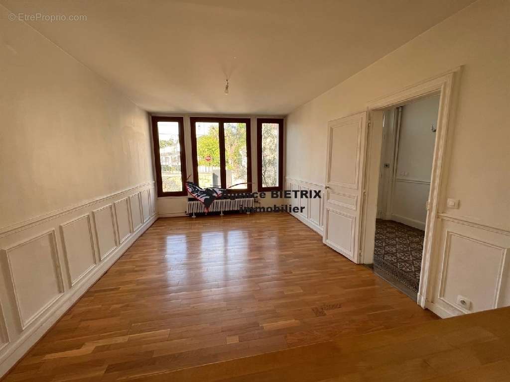 Maison à L'ISLE-ADAM