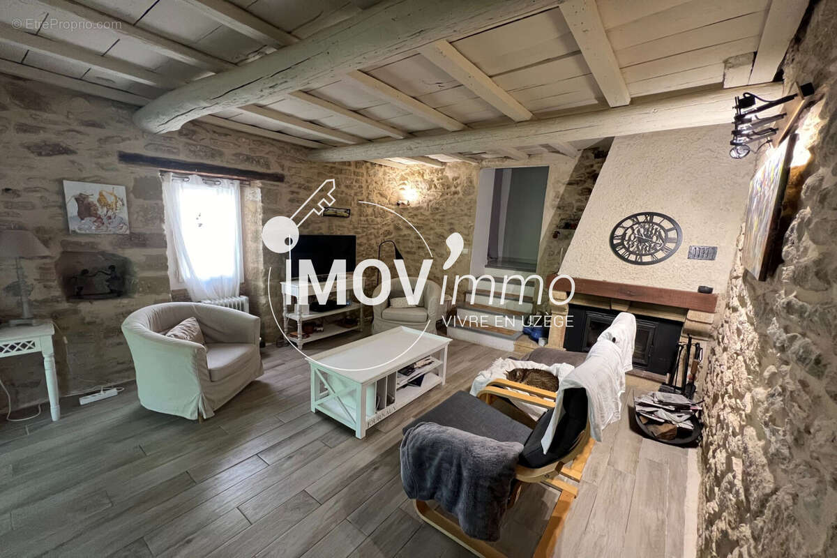 Maison à SAINT-QUENTIN-LA-POTERIE