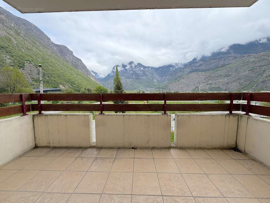 Appartement à SAINT-JEAN-DE-MAURIENNE