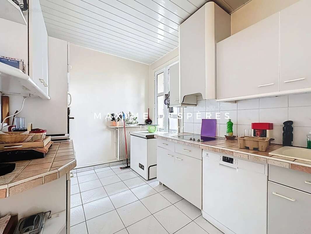 Appartement à NEUILLY-SUR-SEINE