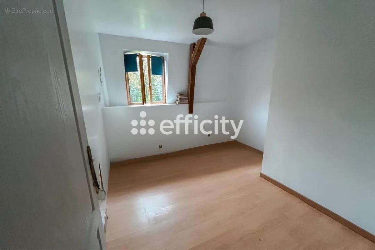 Maison à SUS-SAINT-LEGER