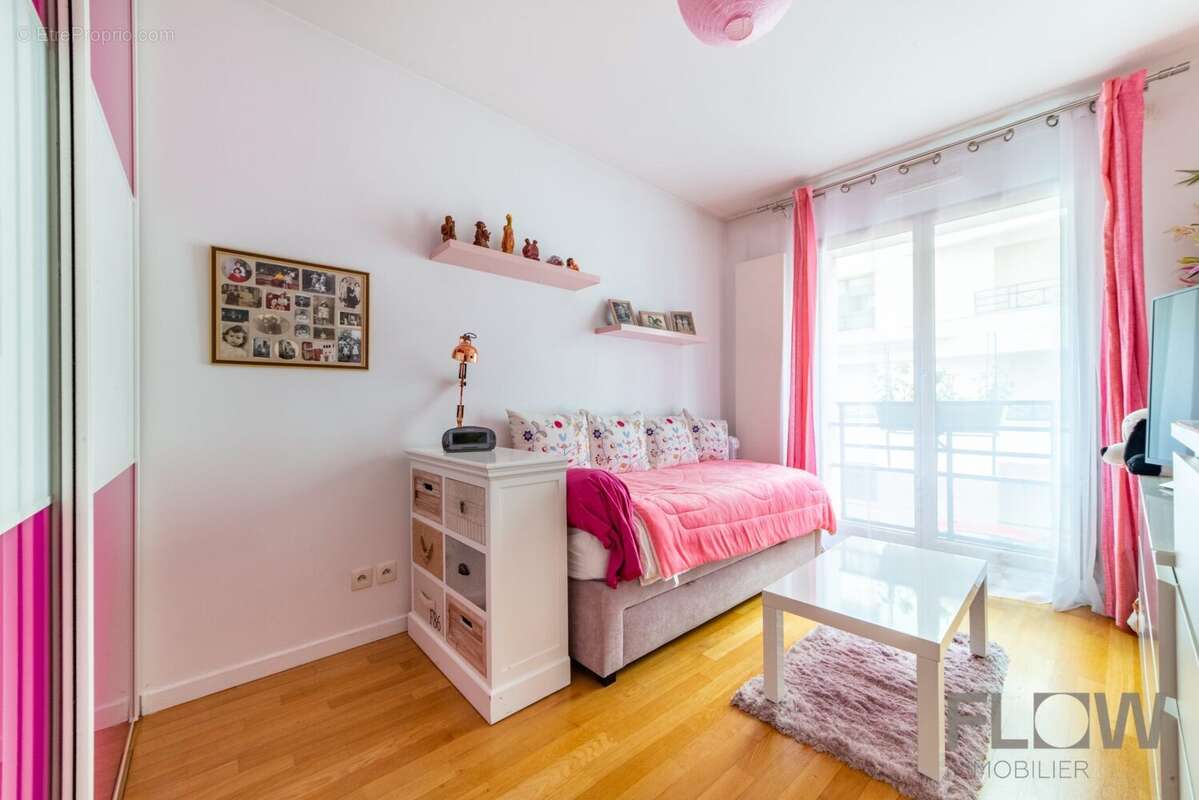 Appartement à LEVALLOIS-PERRET