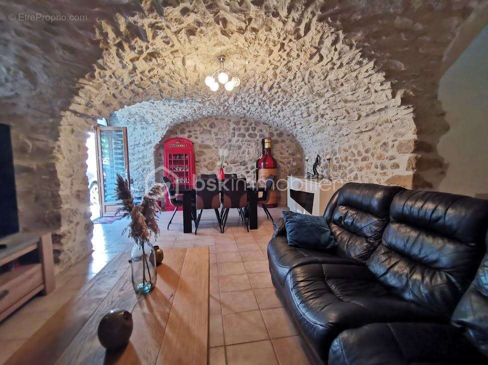 Maison à VALLON-PONT-D&#039;ARC