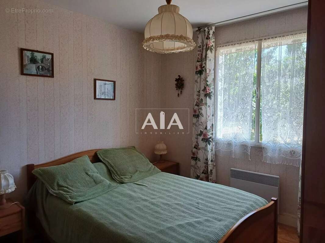 Maison à SAINT-PIERRE-D&#039;EXIDEUIL