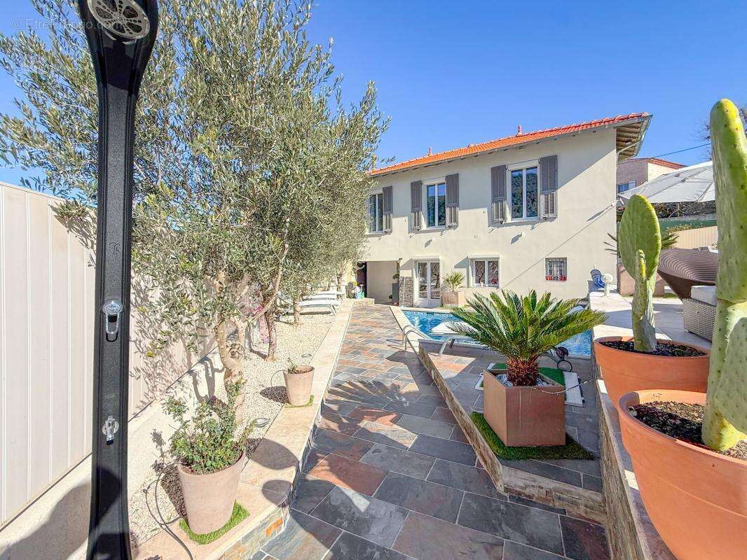 Maison à BLAUSASC