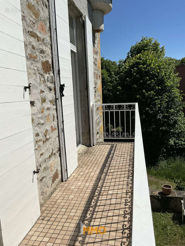 Appartement à SAIN-BEL