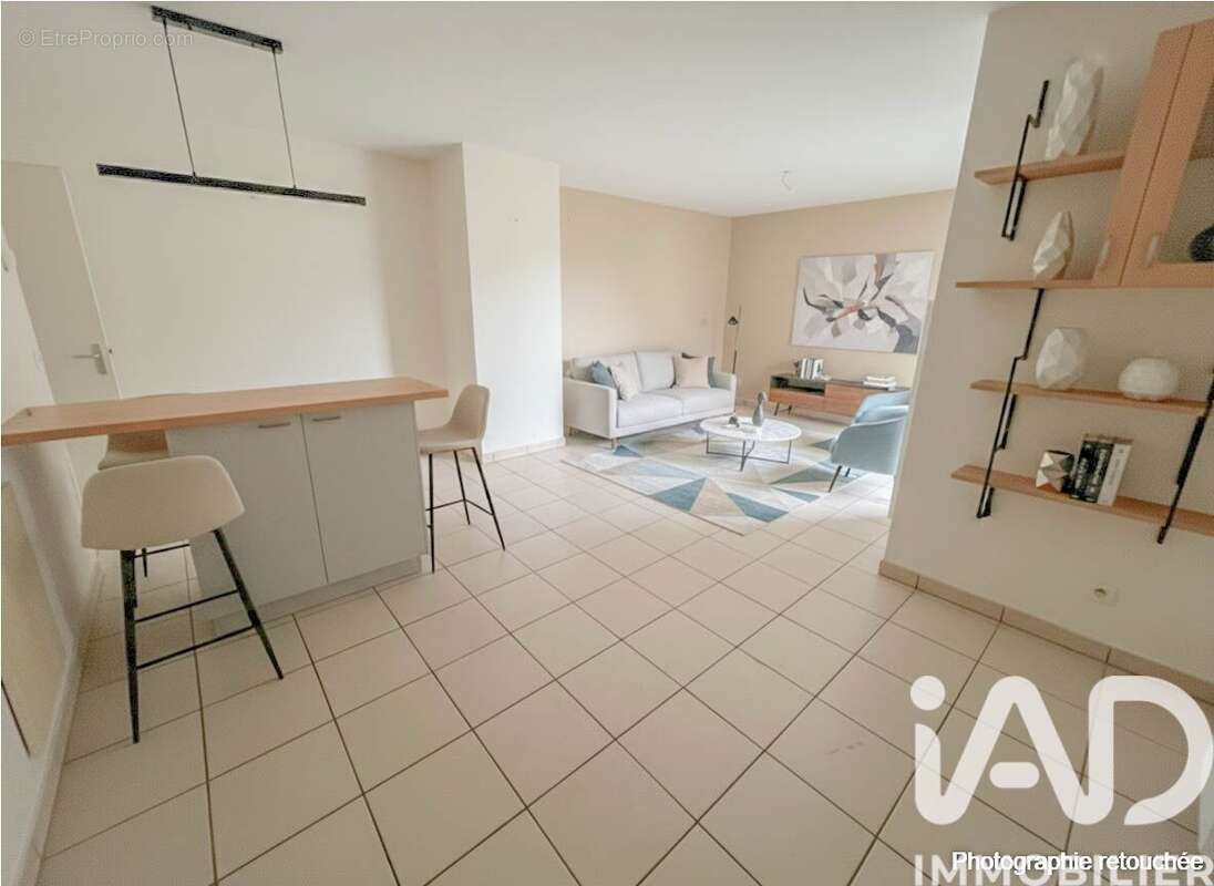 Photo 5 - Appartement à BUSSY-SAINT-GEORGES