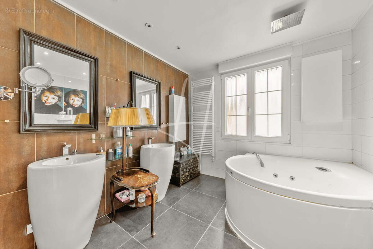 Maison à CORNY-SUR-MOSELLE