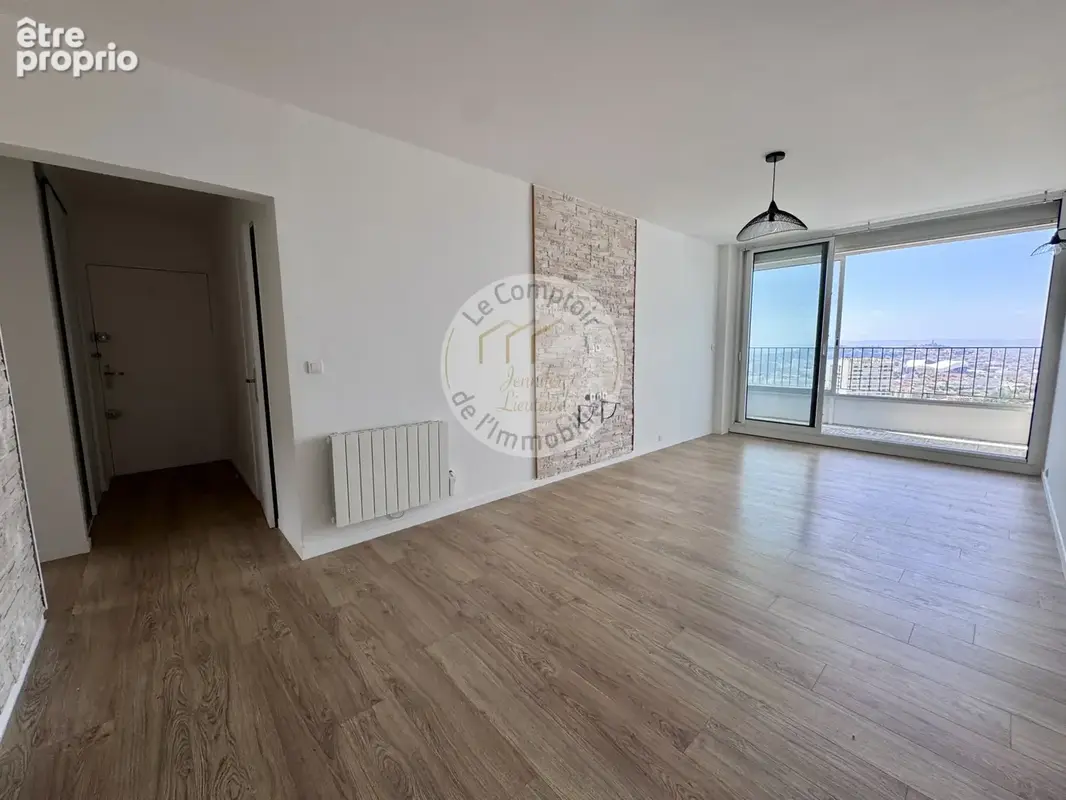 Super rouvière : t4 rénové avec vue mer exceptionnelle - photo 3