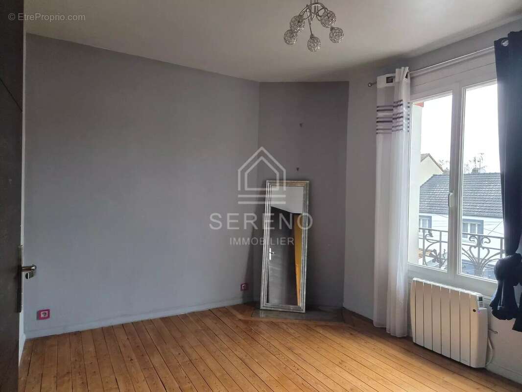 Maison à LIVRY-GARGAN