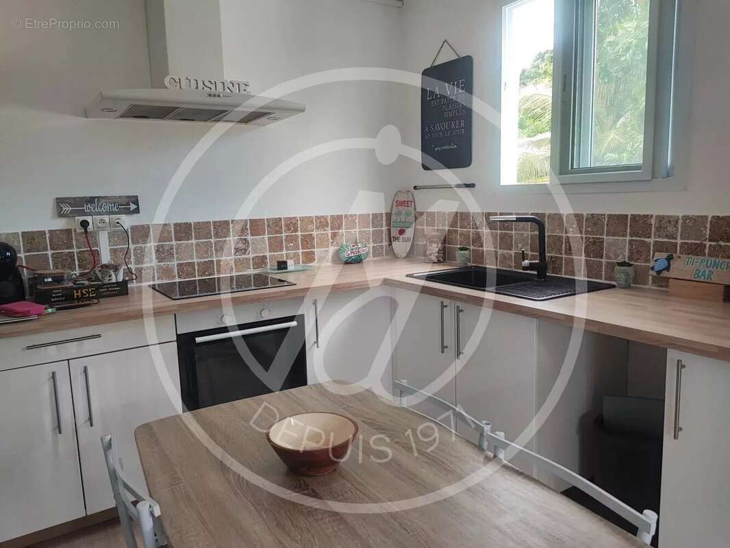 Maison à SAINTE-ANNE