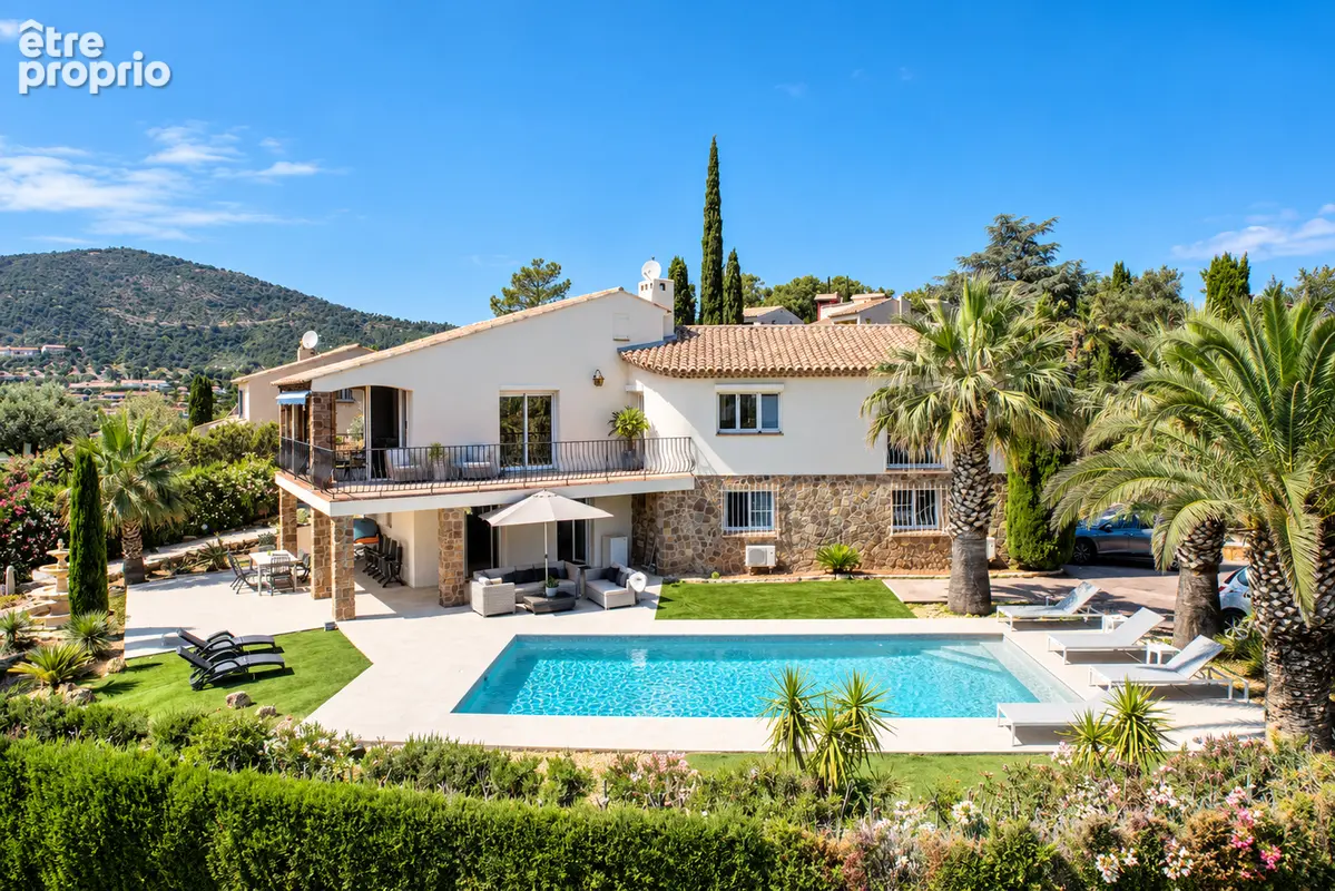 Maison à LES ISSAMBRES