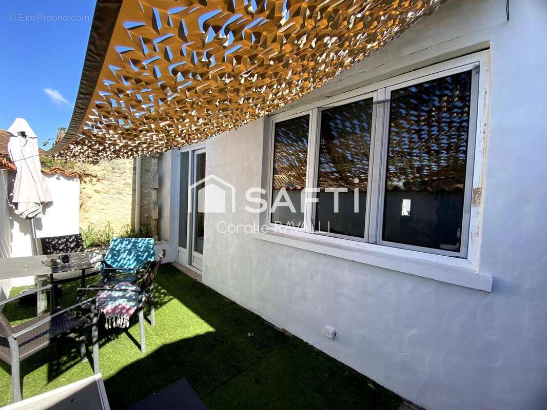 Photo 4 - Appartement à GOND-PONTOUVRE