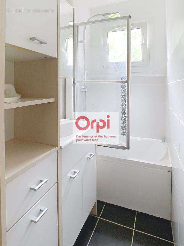 Appartement à ISSY-LES-MOULINEAUX