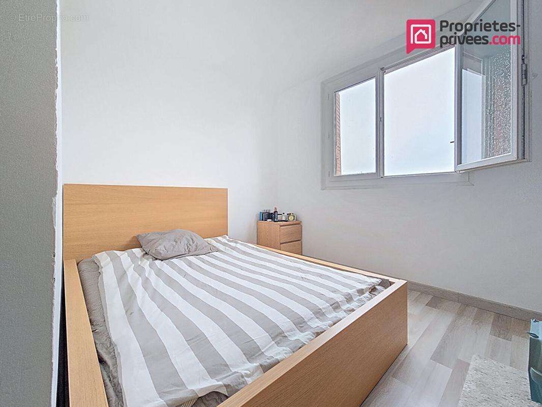 Appartement à BOLLENE