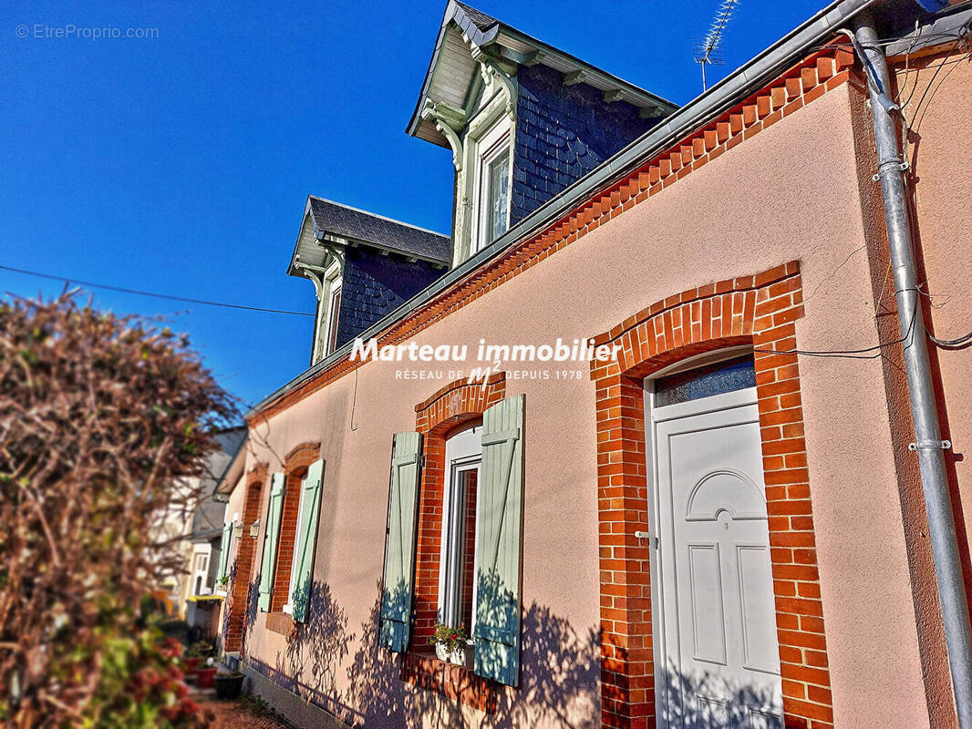 Maison à SAINTE-JAMME-SUR-SARTHE