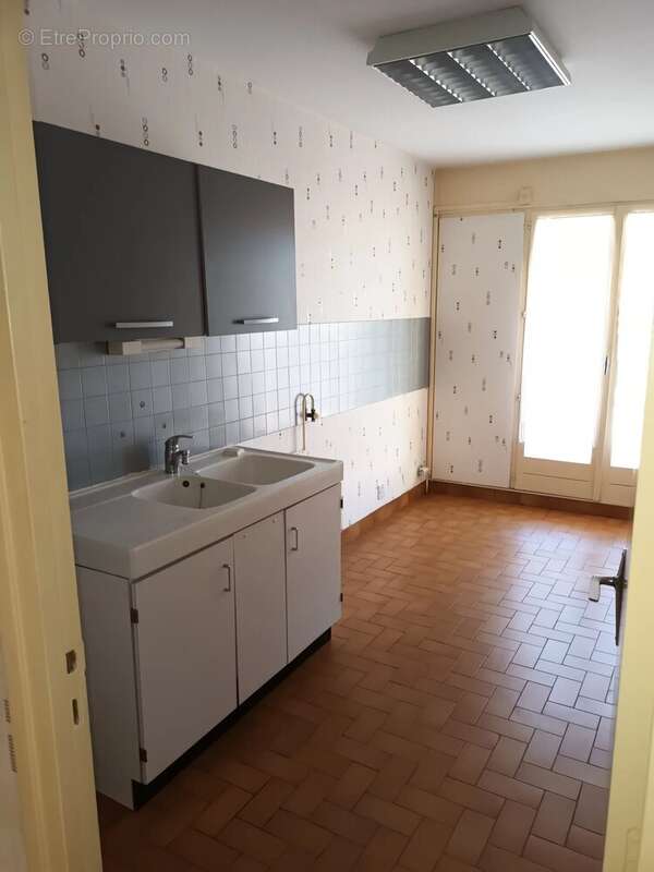 Appartement à MONTCEAU-LES-MINES
