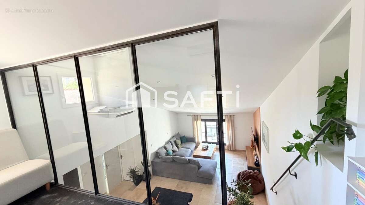 Appartement 86 m² à Villelaure  - photo 7