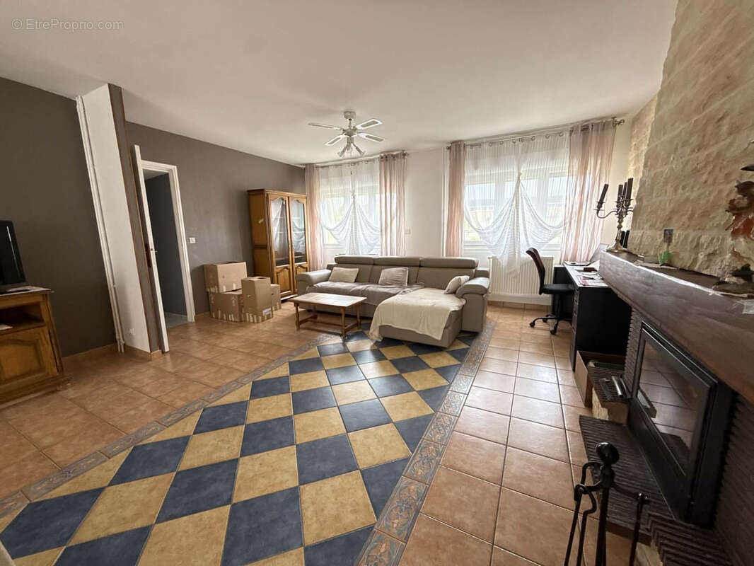 Maison à CHARLEVILLE-MEZIERES