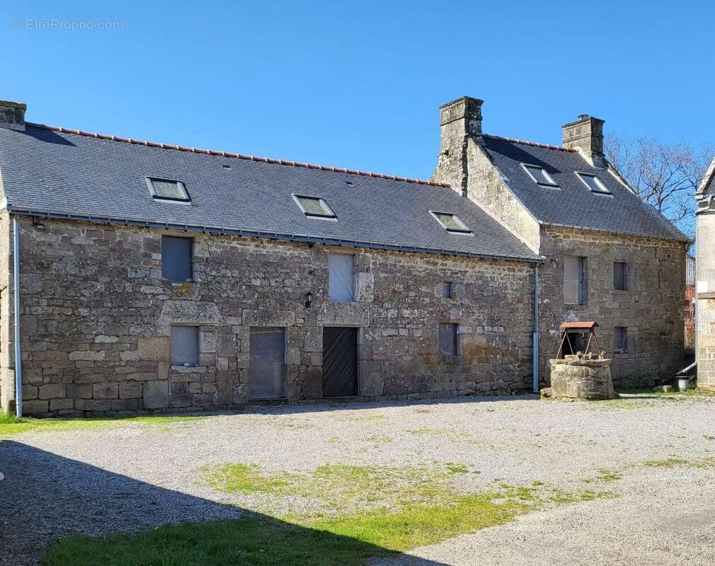 Maison à GUERN
