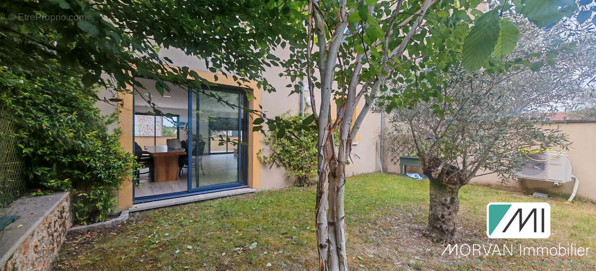 Maison 125 m² à Jouars-Pontchartrain  - photo 2