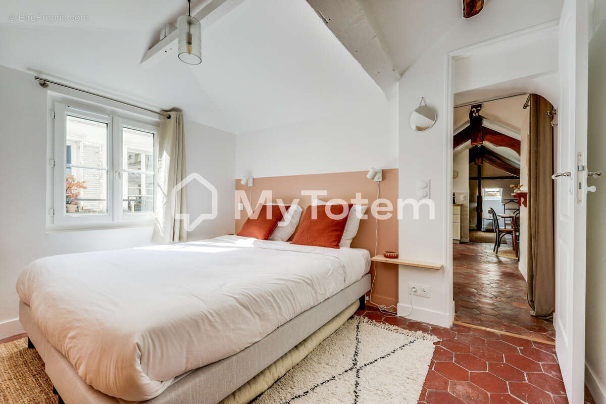 Appartement à PARIS-11E